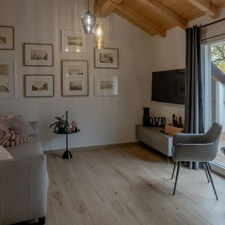 Apartment Bright Hall Centro Storico