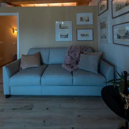 Bright Hall Centro Storico * Reggio Emilia